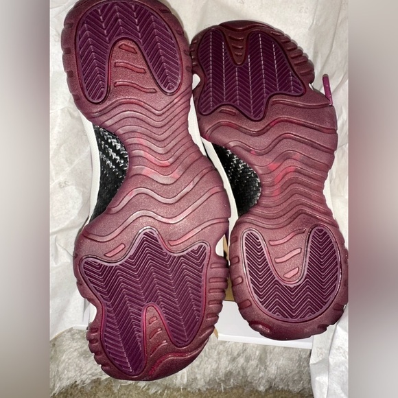 NWB women's air jordan future bordeaux phantom sz 8 athletic basketball shoes - Picture 6 of 10